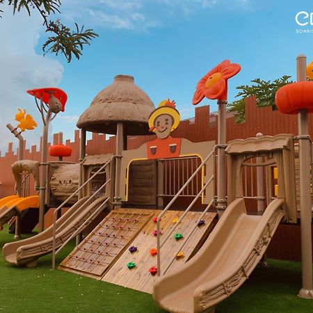 Centara Sonrisa Residences & Suites Sriracha Si Racha Esterno foto